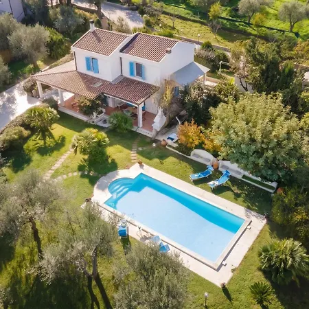 Villa Josephine Con Piscina E Parco Per 8 Ospiti *