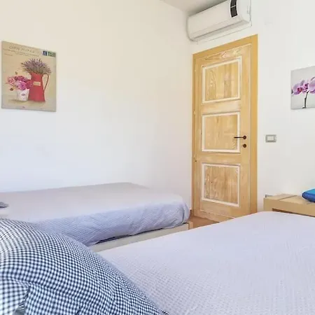 Josephine Con Piscina E Parco Per 8 Ospiti Alghero