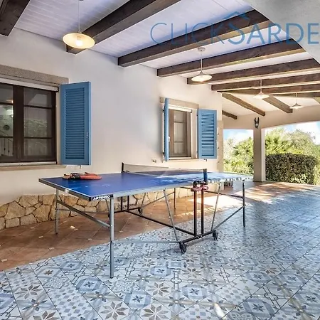 Josephine Con Piscina E Parco Per 8 Ospiti *