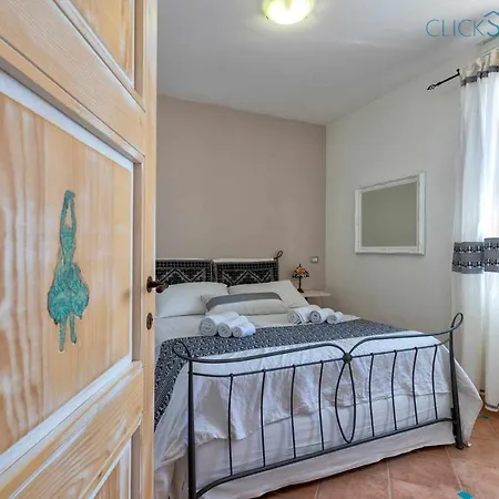 Josephine Con Piscina E Parco Per 8 Ospiti Villa *