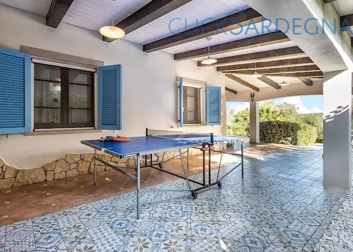 Josephine Con Piscina E Parco Per 8 Ospiti *