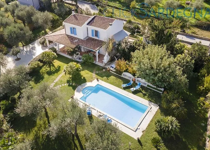 Вилла Josephine Con Piscina E Parco Per 8 Ospiti